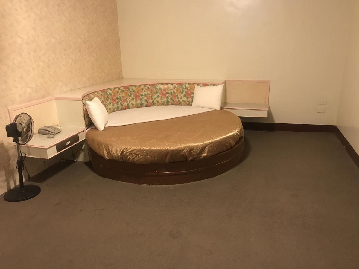 Teresa Hotel Toufen Εξωτερικό φωτογραφία